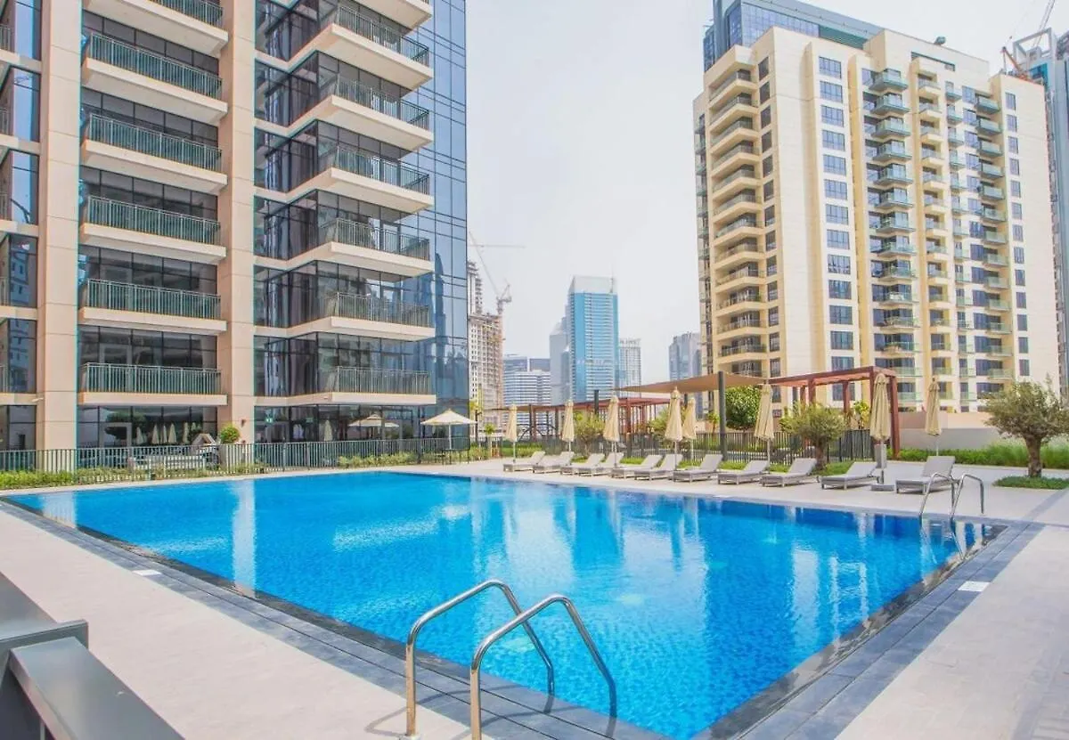 Apartment Luxury 3Br Downtown Dubai Retreat , Walk To Dubai Mall